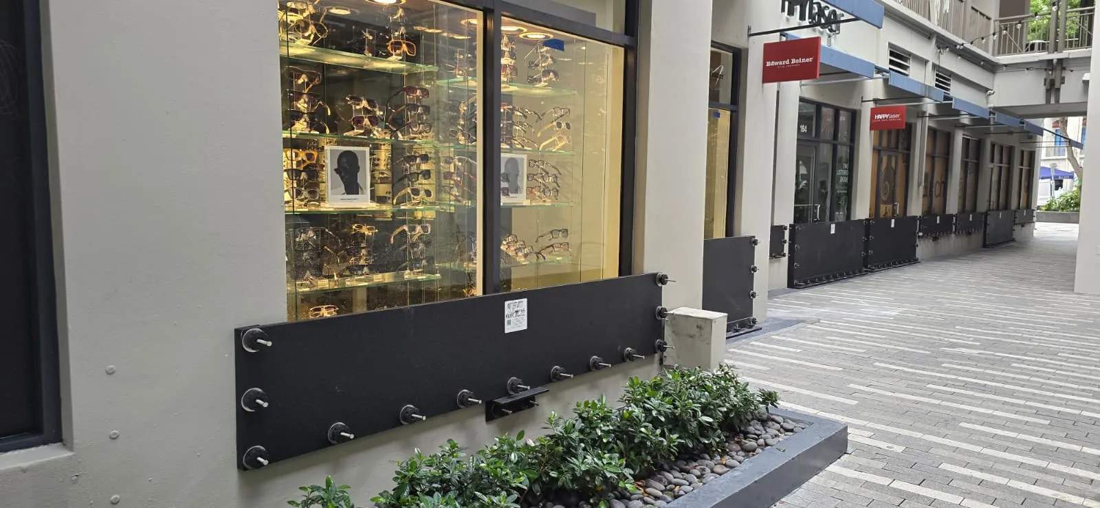 Commercial & Retail