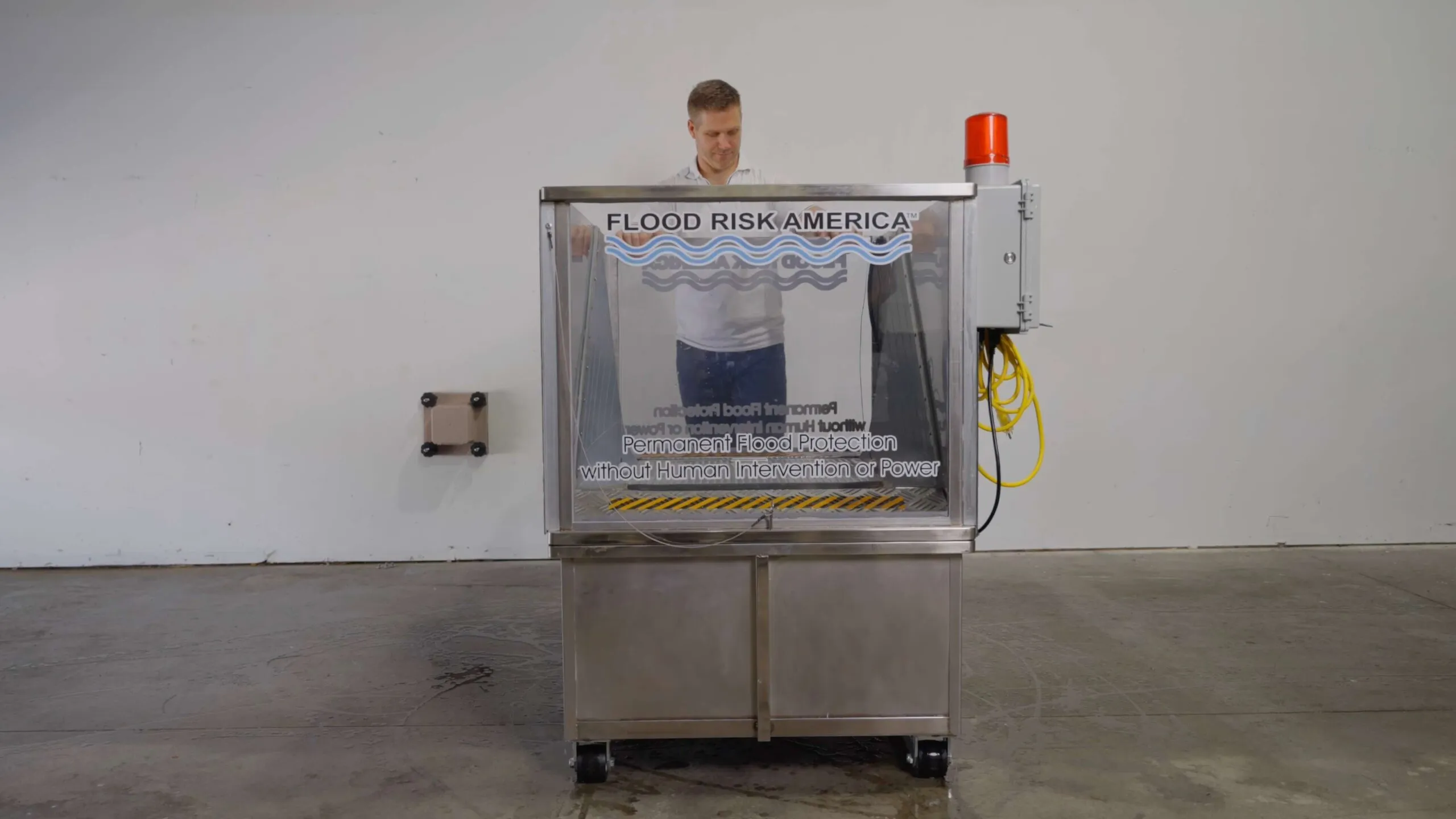Passive Automatic Flood Barrier